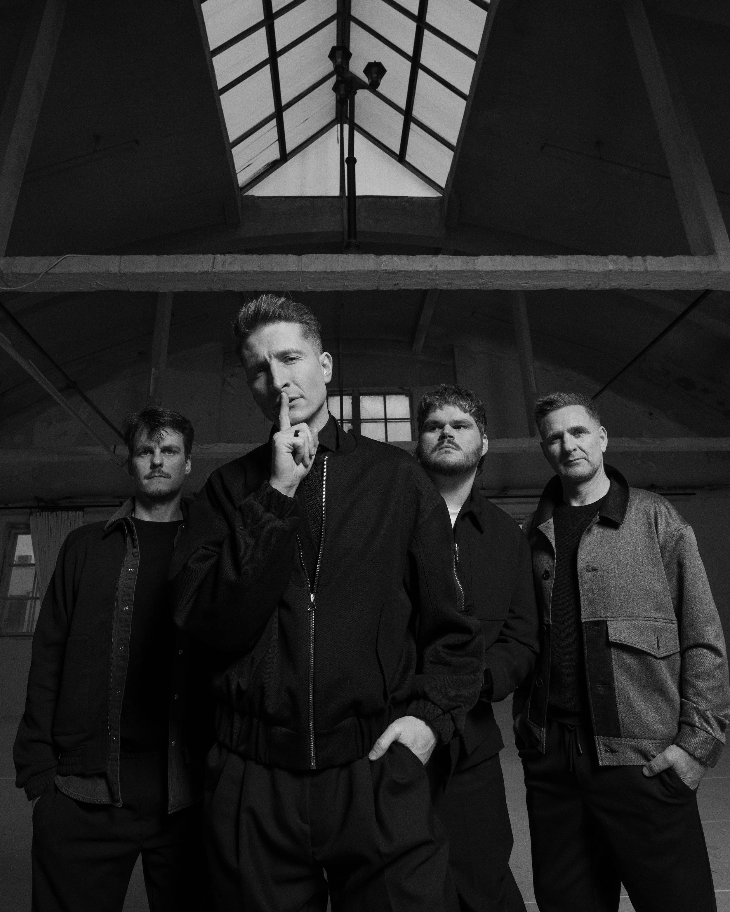 Karl_Erik_Taukar_Band_by_Leon_Metsallik_Säga-22.jpg