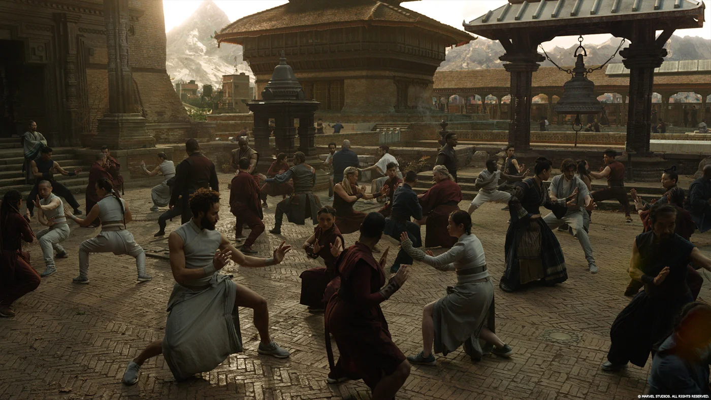 DoctorStrange_Method_ITW_02.jpg