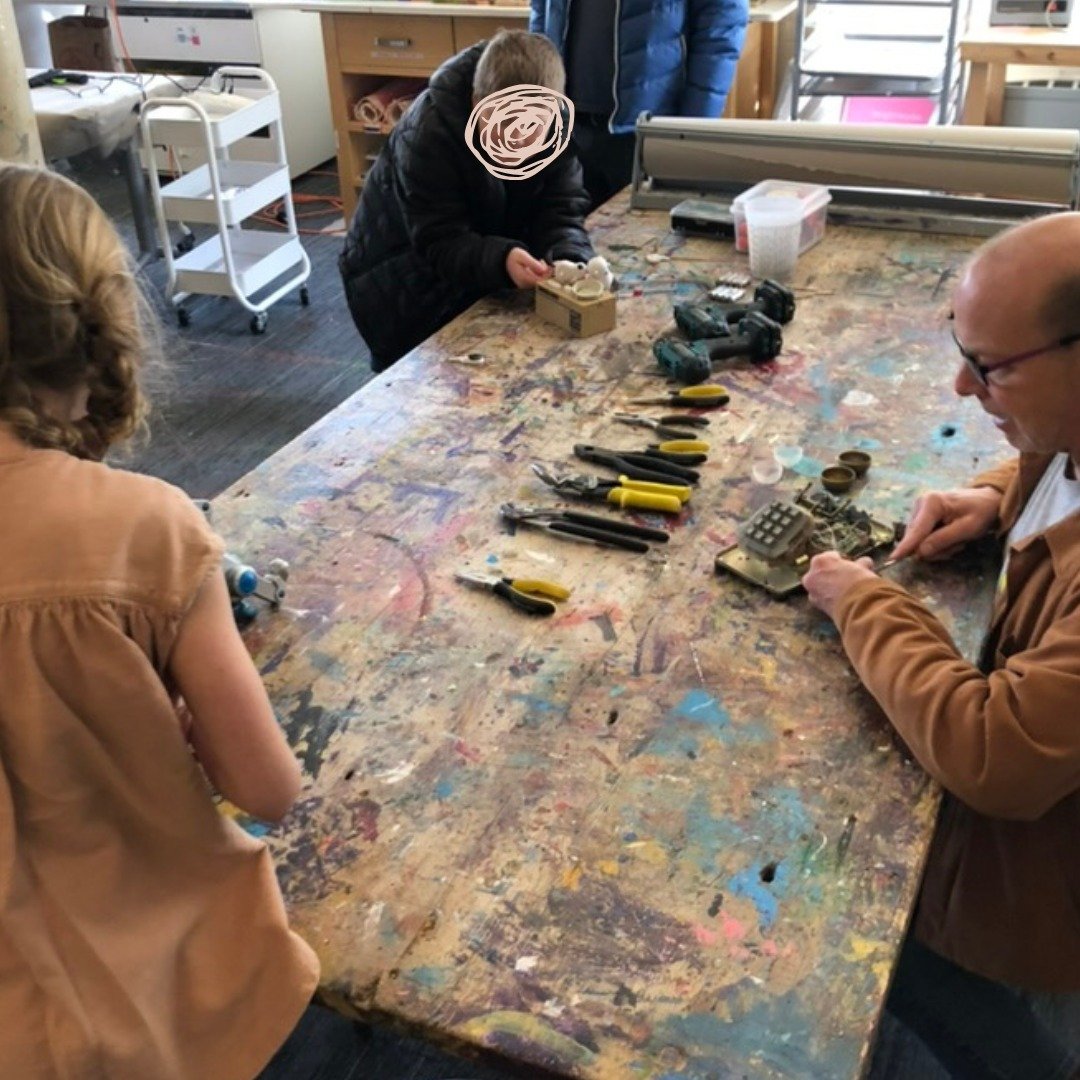 We had the best of times at our very own Brightworks Break &amp; Build where we invited current and prospective families to come together to reimagine old &amp; broken, well loved toys! 

What we witnessed was nothing short of magic! Younger &amp; ol