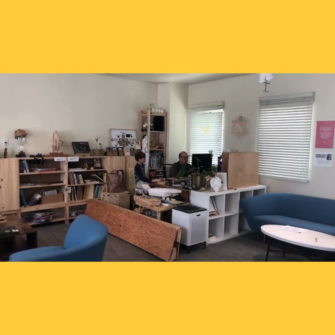 What is happening around Gever's desk? 

Take a look at these snippets and imagine the rich culture of learning we work to cultivate on a daily basis! 

At the heart of our teaching philosophy is the belief that developing students' agency is vital t