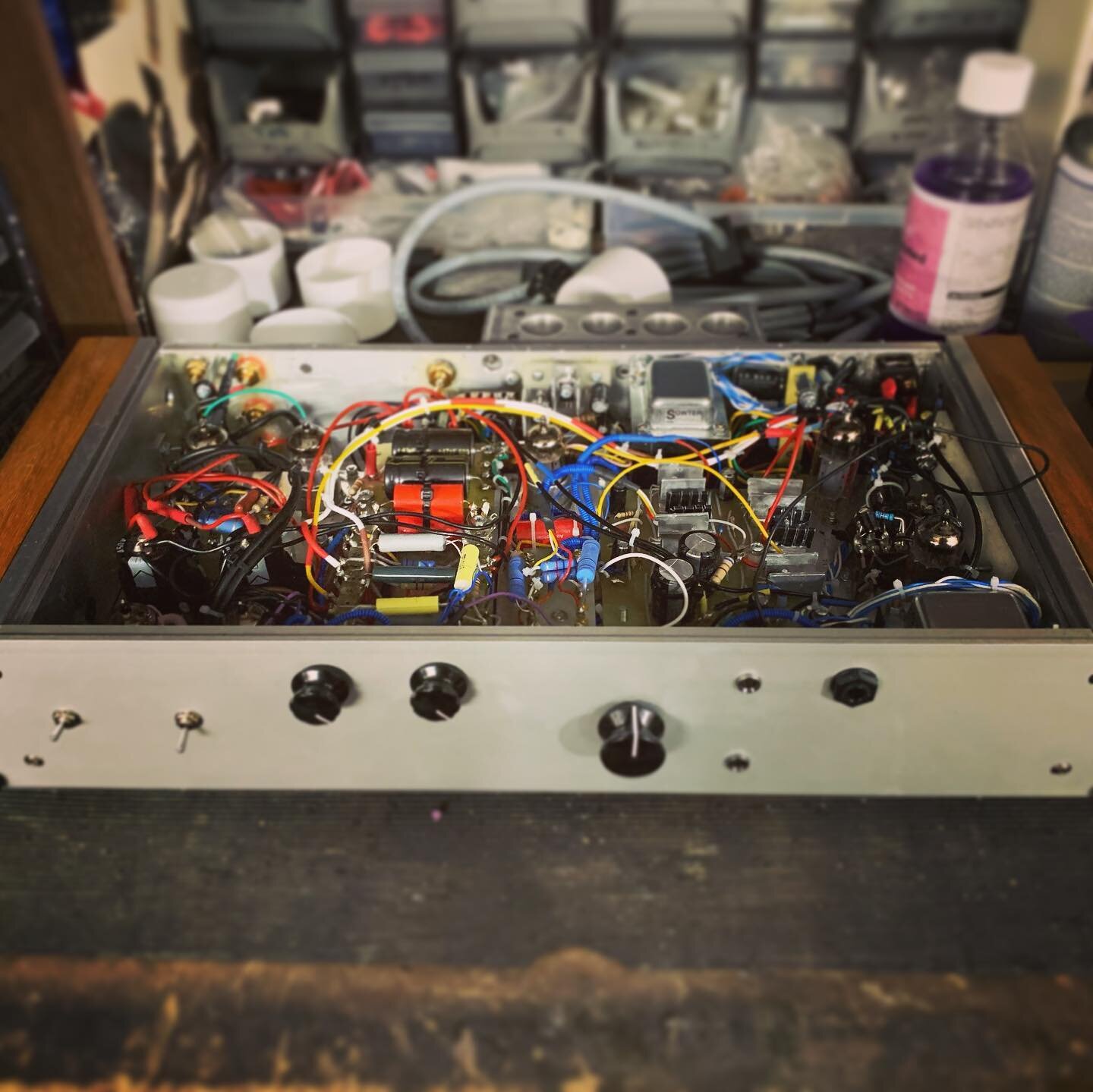 Nearly finished - bespoke #hifi #preamp and #headphones amp for a regular customer. For more info on bespoke hifi builds, do get in touch. Link in bio.

#hifiaudio #hifiporn #amplifier #audioengineer #hifiaudio #valve #valveamp #valveamplifier #tubea