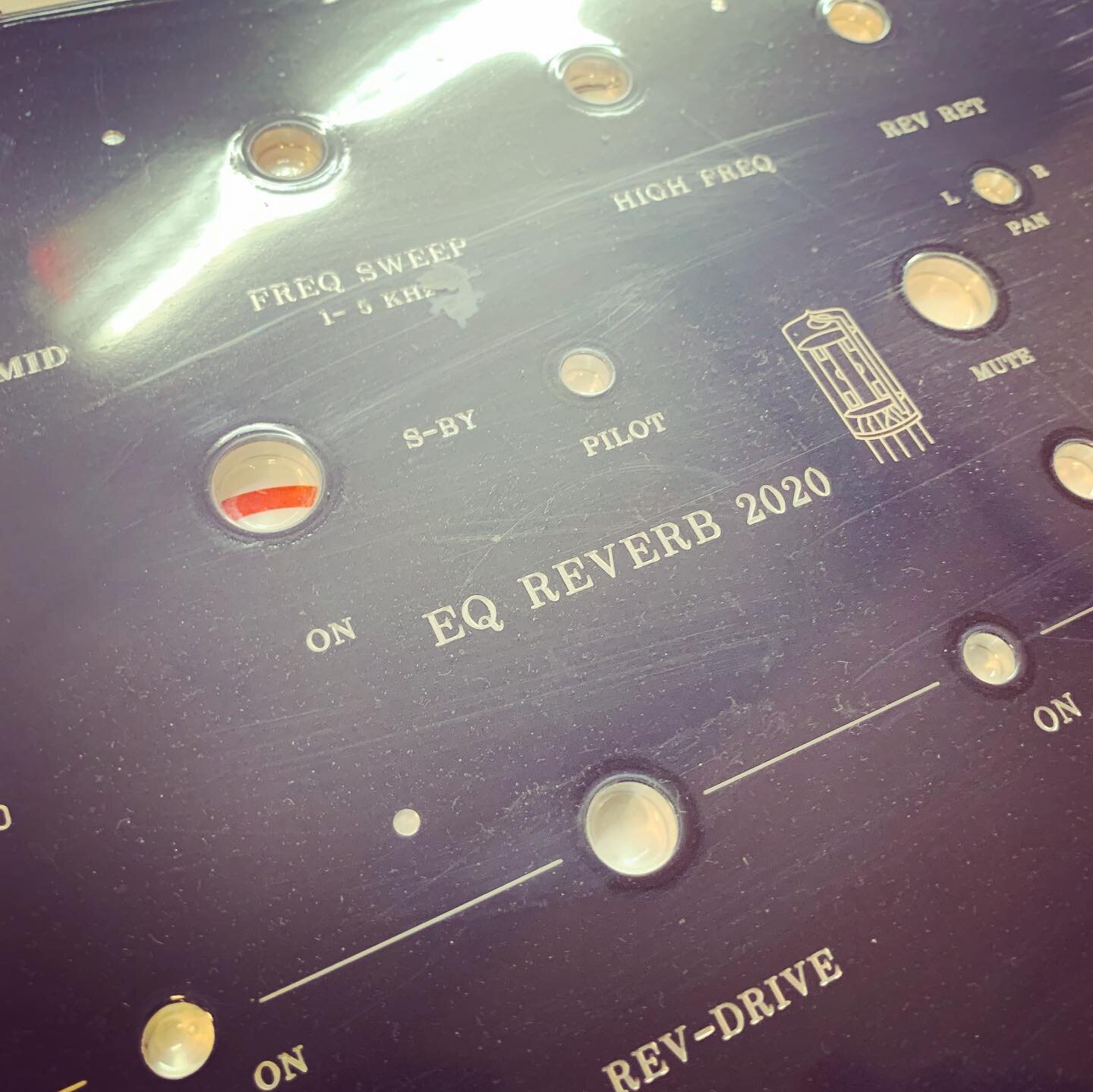 AAE #EQ #Reverb #unit 
#workinprogress 

#preamp #lowpass #reverbnation #amp #valve #music #musicians #recordingstudio #studiogear #stereo #overdrive #harmonics #circuitporn #frequencysweep #higain