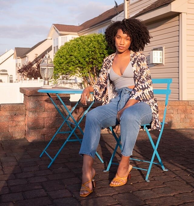 Who else been getting dressed up to sit in their backyard? I have missed shopping in stores and getting dressed in clothing that&rsquo;s not sweatpants and a T-shirt 😩 ⠀
⠀
Sharing on my blog how being in quarantine got me creative and helped me save