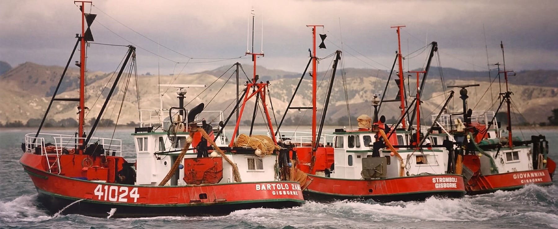 3-boats.jpg