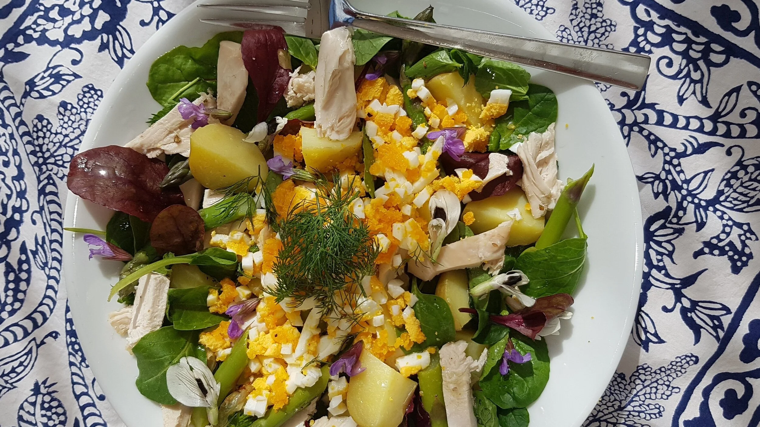 CHICKEN AND EGG SPRING SALAD 