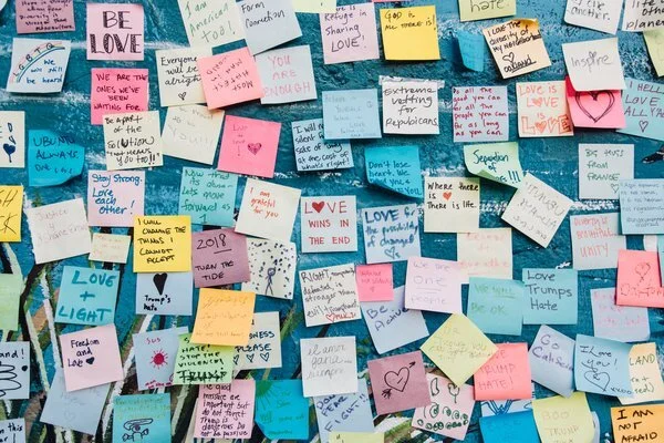 Post its