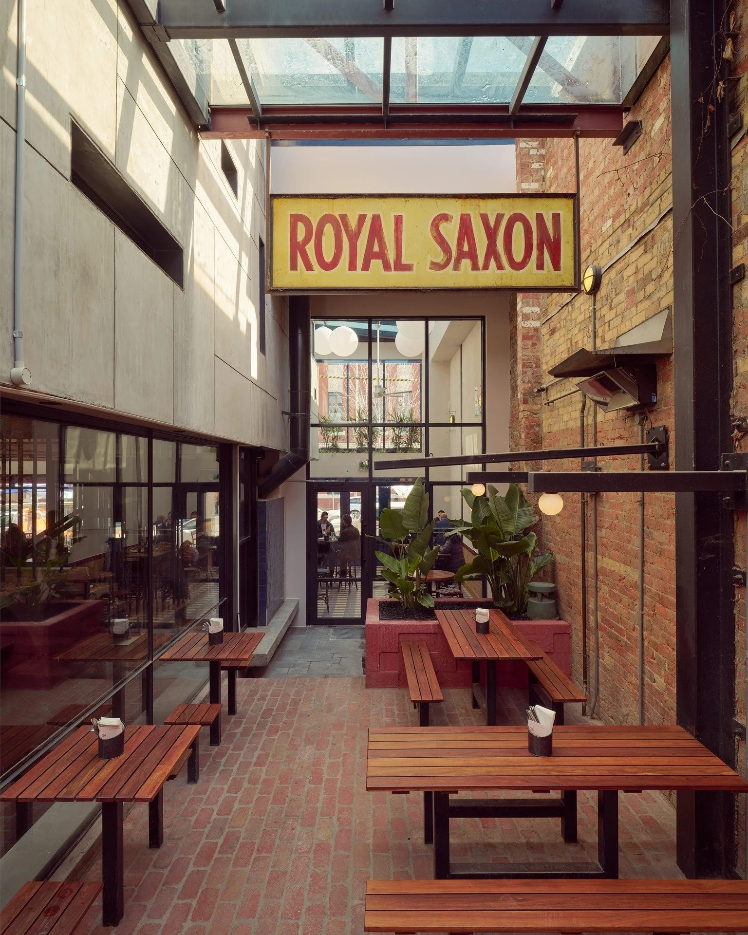 Tucked away just off the buzz of Swan Street, our Laneway is your hidden gem for spring celebrations.

With its relaxed vibe, low tables and open-air feel, it&rsquo;s the perfect spot for intimate get-togethers and laid-back sessions with good drinks