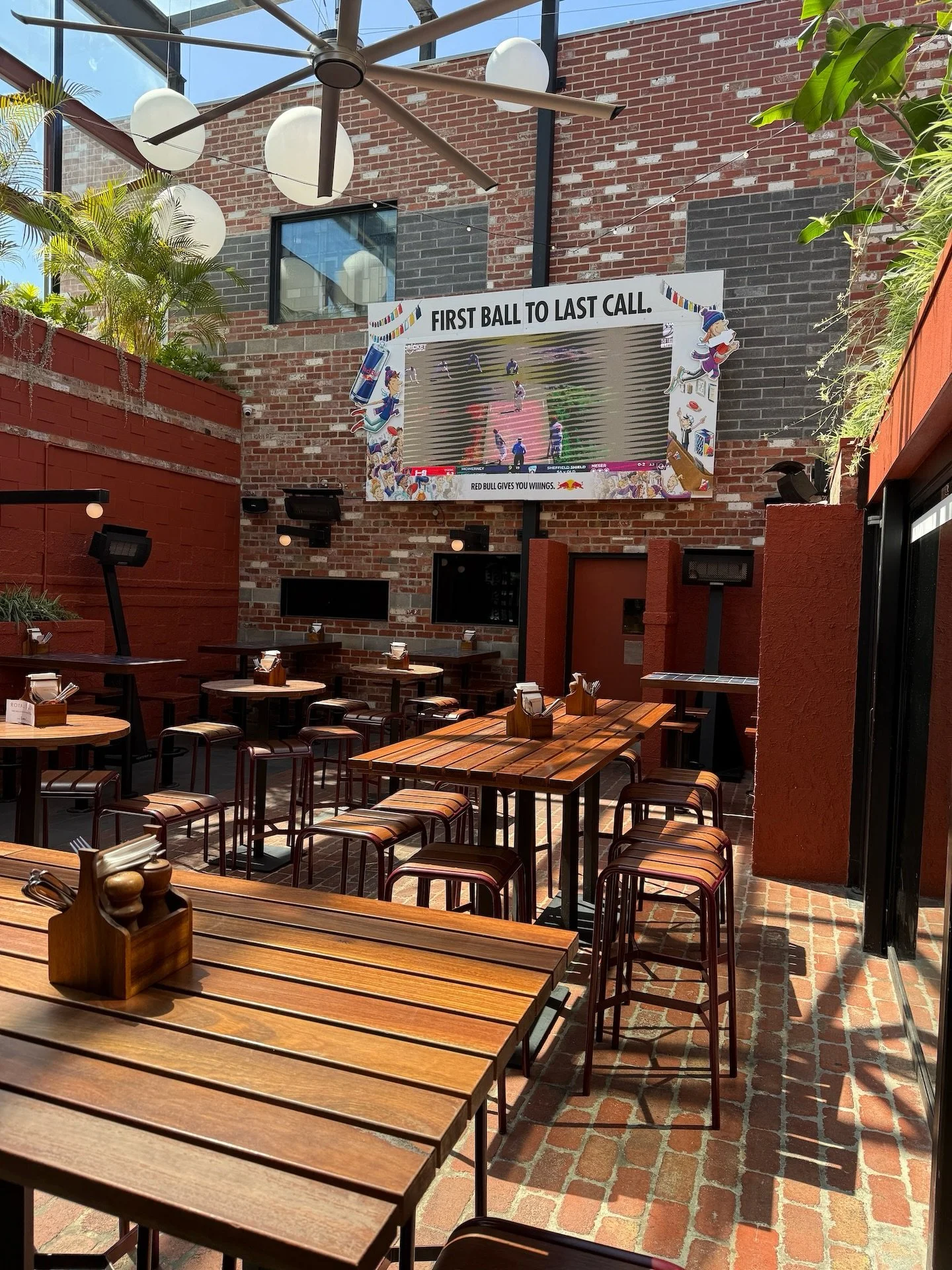 Christmas is almost here!

We&rsquo;ll be closed on Christmas Day, so join us for Boxing Day, when we&rsquo;ll be open from 9am for pre-cricket drinks on your way to the MCG!

Not going to the &lsquo;G, but want to watch the game? We&rsquo;ll be show