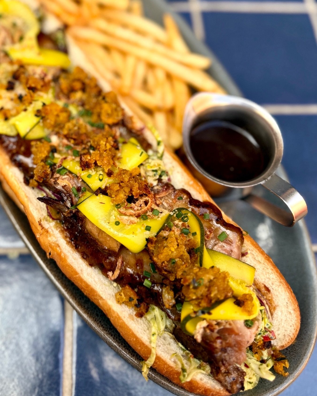 Love our Express Lunch? Meet your new favourite dish: our Beef Brisket Baguette.

We take a white baguette and load it with tender beef brisket, stuffing, chimmichurri slaw and pickles, then serve with French fries and gravy for dipping.

It&rsquo;s 