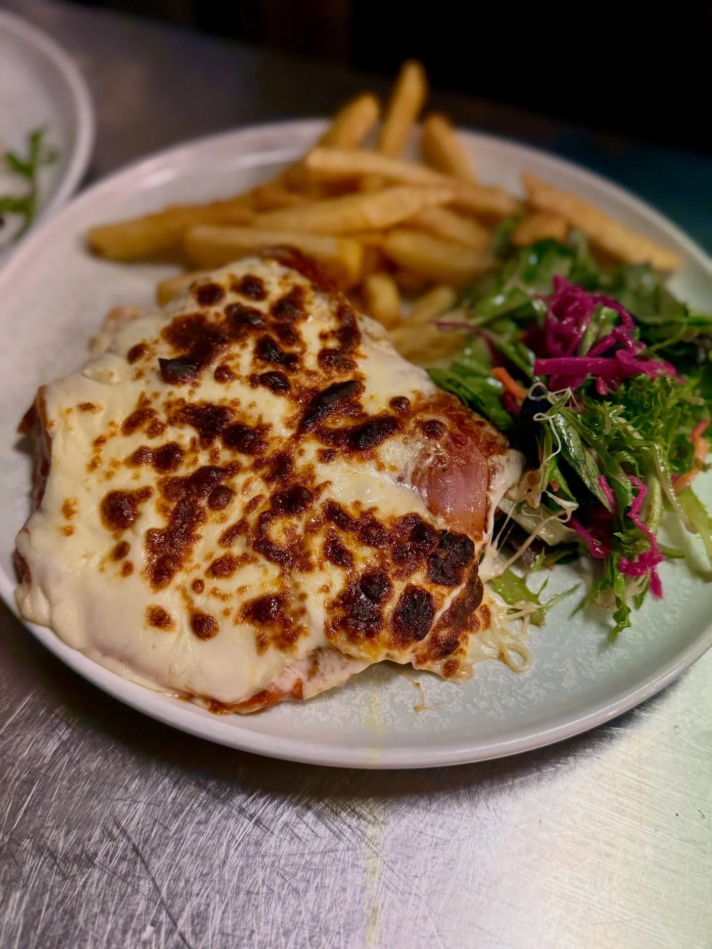 The long weekend starts now! Shut your laptop and head to Royal Saxon.

Happy Hour runs from 3-6pm and $23 parmas kick off from 5pm. DJs are on tonight, keeping things going late. And we&rsquo;re not slowing down on Good Friday - we&rsquo;ll be open 