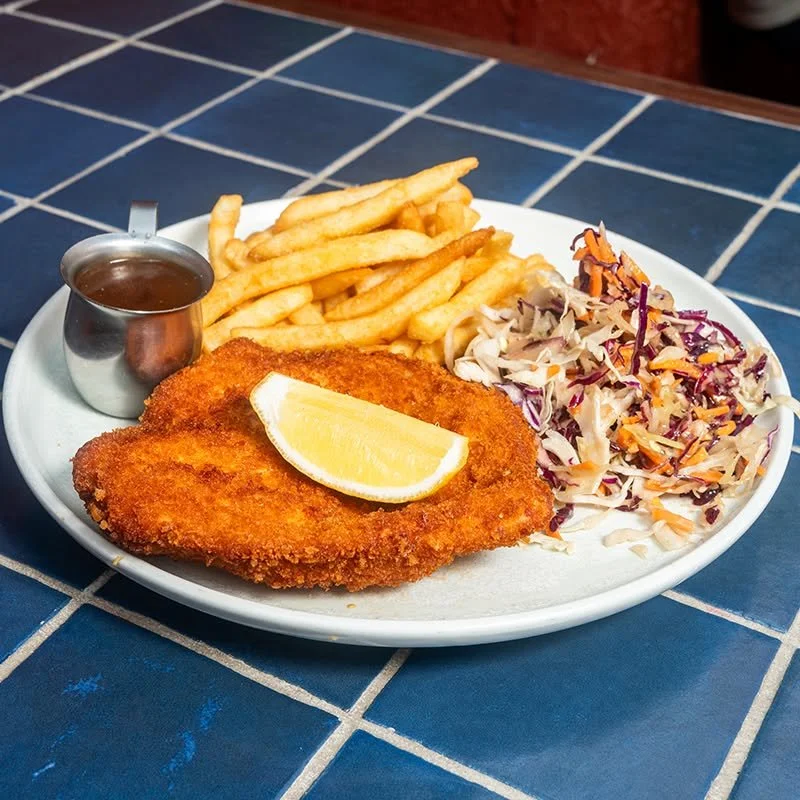 Make your Monday something to look forward to at Royal Saxon!

Start with Happy Hour from 3-6pm, grab a $23 pub classic for dinner, like our chicken schnitty served with gravy, beer battered chips, slaw and a lemon wedge, then stick around for pub tr
