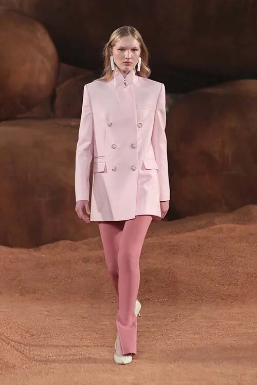 CAMILLA AND MARC Resort 19_Look 7.jpg