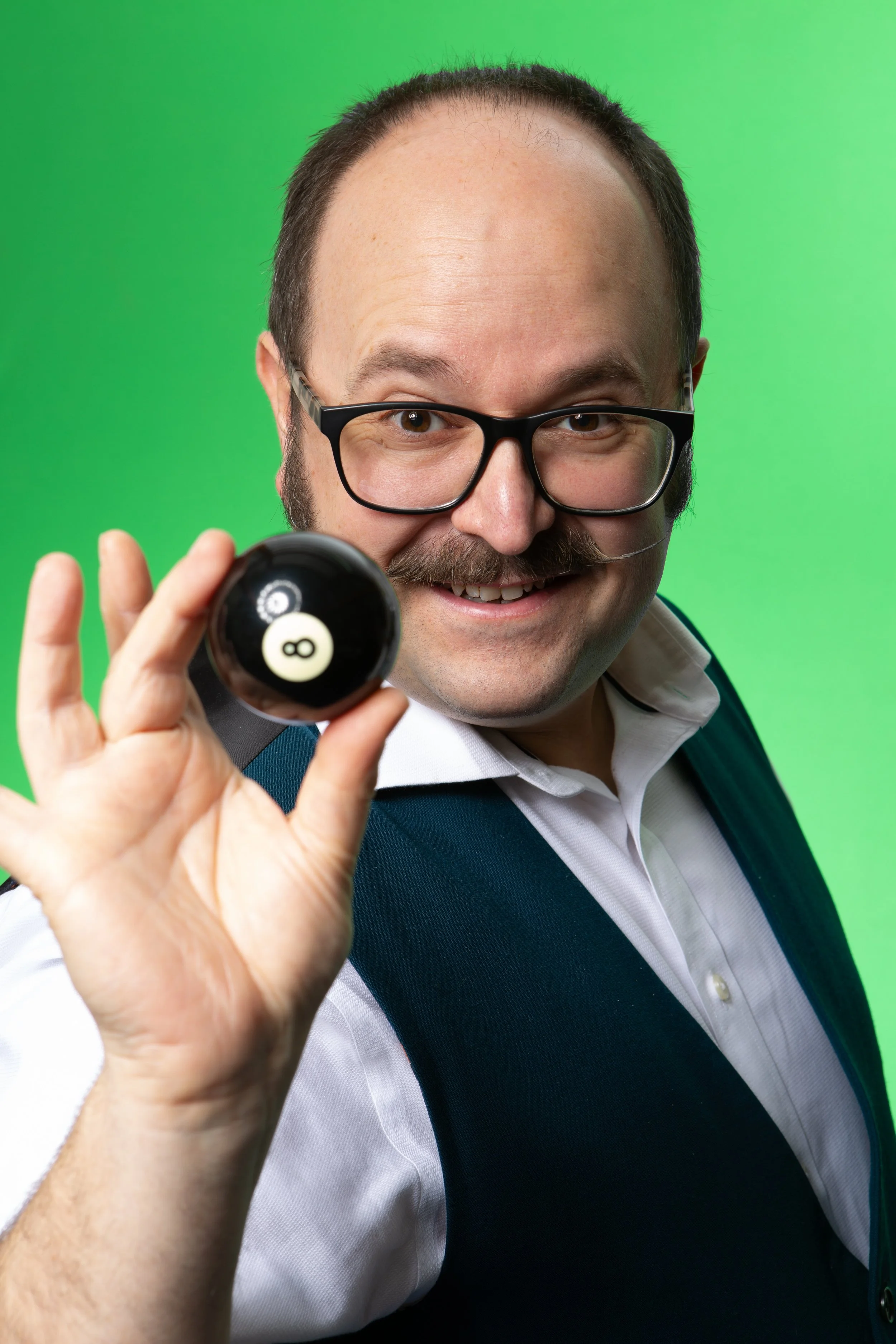 Magician Neil Edwards