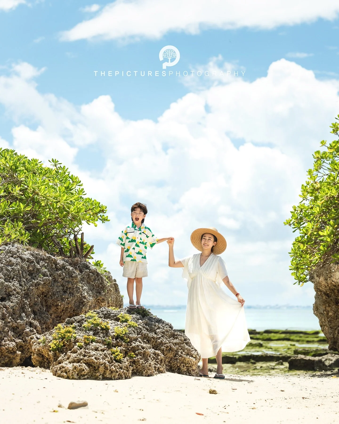 더픽처스 오키나와스냅
 
 
에메랄드 빛 가득한 오키나와에서 보석같은 추억을 담아드려요😊
 
 
더픽처스의 오키나와스냅은 본섬 요미탄 지역을 메인으로 북부와 주변섬(미야코지마, 이시가키지마, 이에지마, 토카시키지마)에서 촬영합니다.
 
 
■촬영일정 Schedule
9월 4~15일 사이(본섬 &amp; 미야코지마)
 
 
■촬영플랜 Plan
1시간(1장소), 2시간(2장소), 3시간(3장소)
5시간(로드트립)
 
 
■촬영문의 I