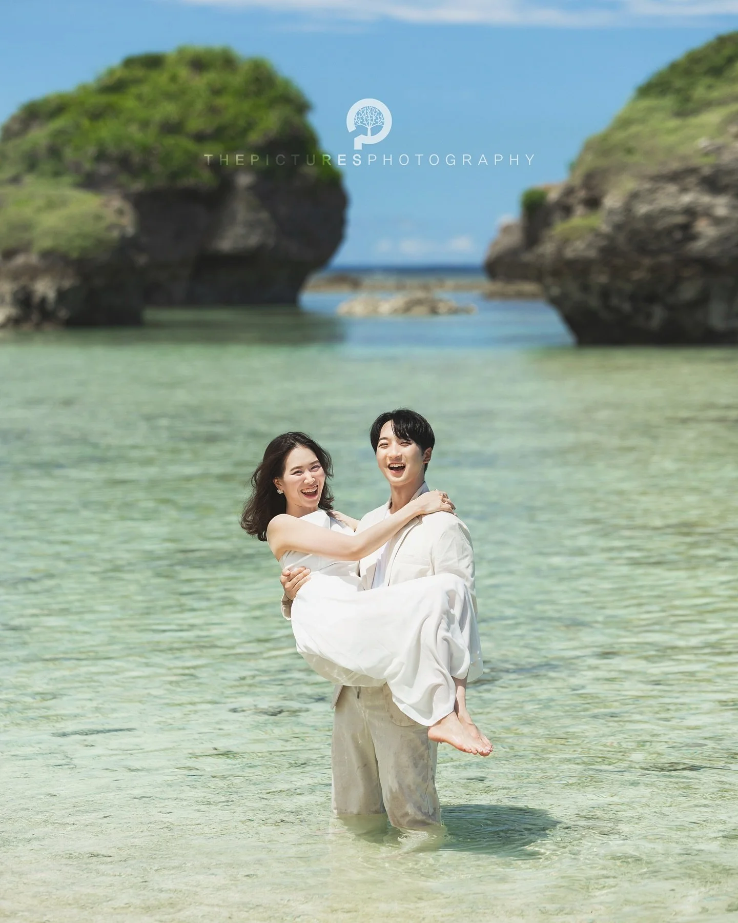 더픽처스 오키나와스냅
 
 
에메랄드 빛 가득한 오키나와에서 보석같은 추억을 담아드려요😊

더픽처스의 오키나와스냅은 본섬 중부와 북부, 주변섬(미야코지마, 이시가키지마 등)에서 스냅사진과 스냅영상을 촬영합니다.
 
촬영문의는 아래 카카오톡링크로 주세요~
Inquiries in english, please DM
 
 
■촬영일정 Schedule
26년 2월 4일~11일 전후
26년 5월 13일~20일 전후
26년 7월 중순, 9월 초 예정

 