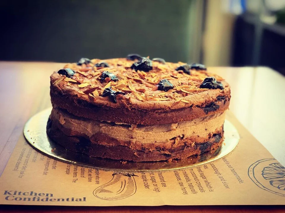 CHERRY LOVE CAKE