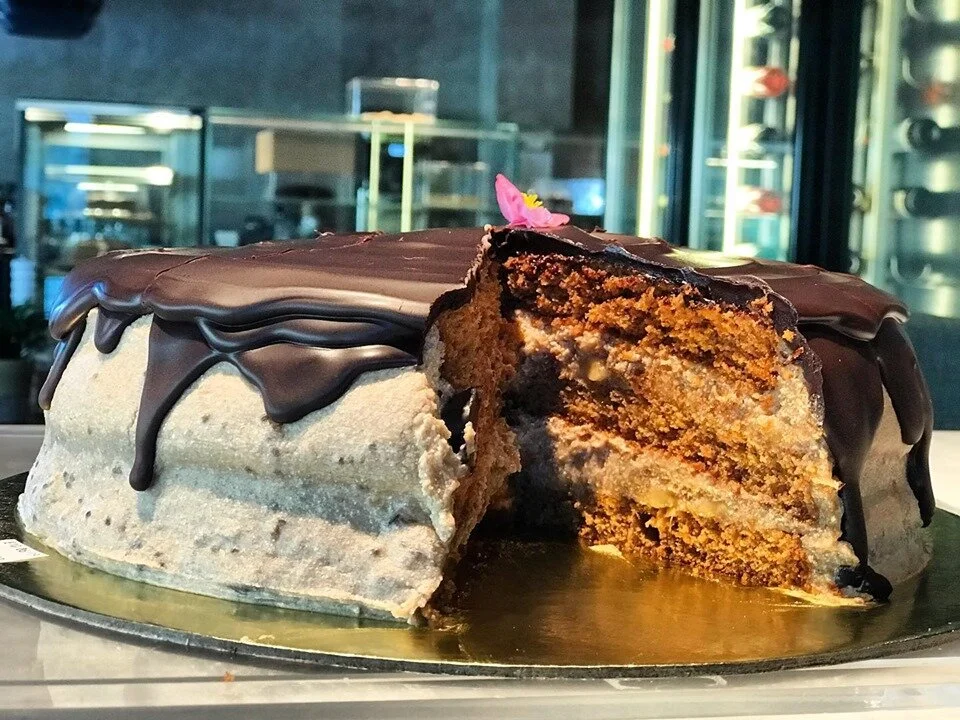 BAHAMAS CAKE