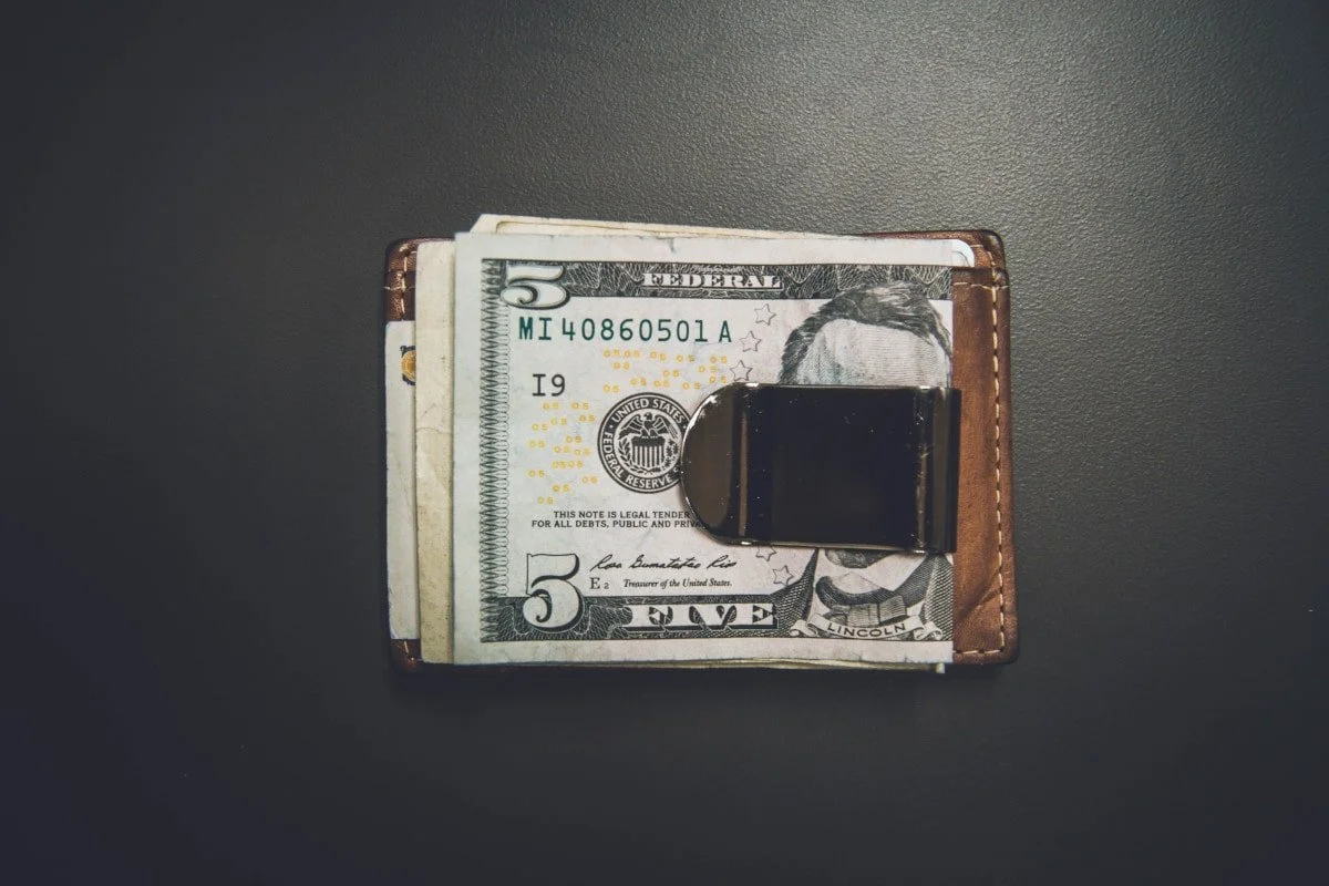 $30,000 a Year Is HOW Much an Hour? Find Out Here! — Wise, Healthy 'n'  Wealthy