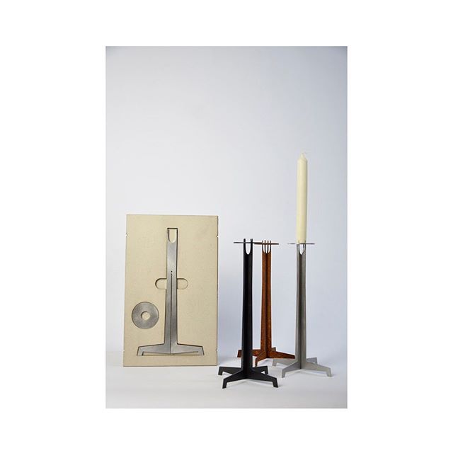 Verkaufsausstellung : Christmas Edition Handwerksform Hannover
Opening: 22.11.2019
23.11.2019 -15.12.2019
Candlestickholder Steel Ludwig Menzel
Candlestickholder Glass and Silver
Studio EM04 Annette Erlenwein + Ludwig Menzel
Check out our work at the