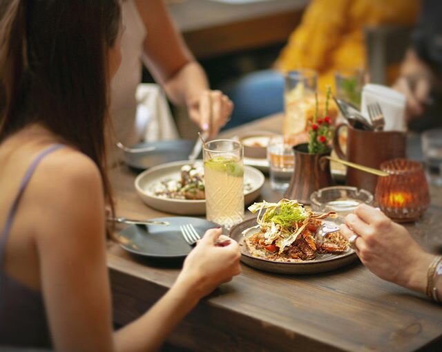 We rise by lifting others. 😍
.
.
.
#diningexperience 🧡 #whatgetsyououtdoors
.
.
.
.
.
.
.
.
#dinnerwithfriends / WED-SUN
Day / 17:00- until last friend standing/
@nightkitchenberlin 🦉