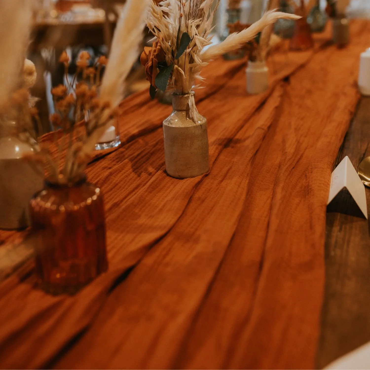 burnt-orange-table-runner-hire.jpg