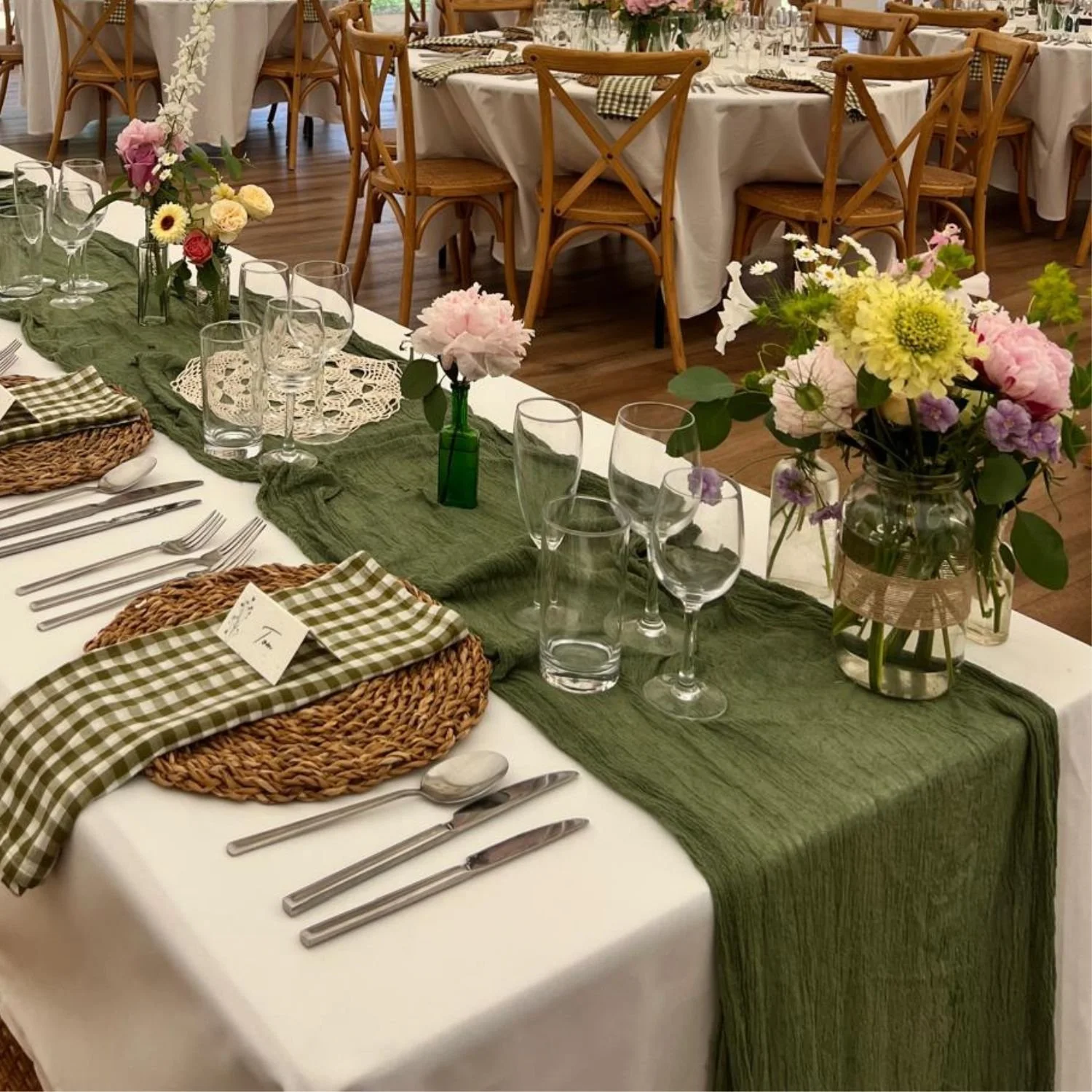 Olive-table-runner-hire