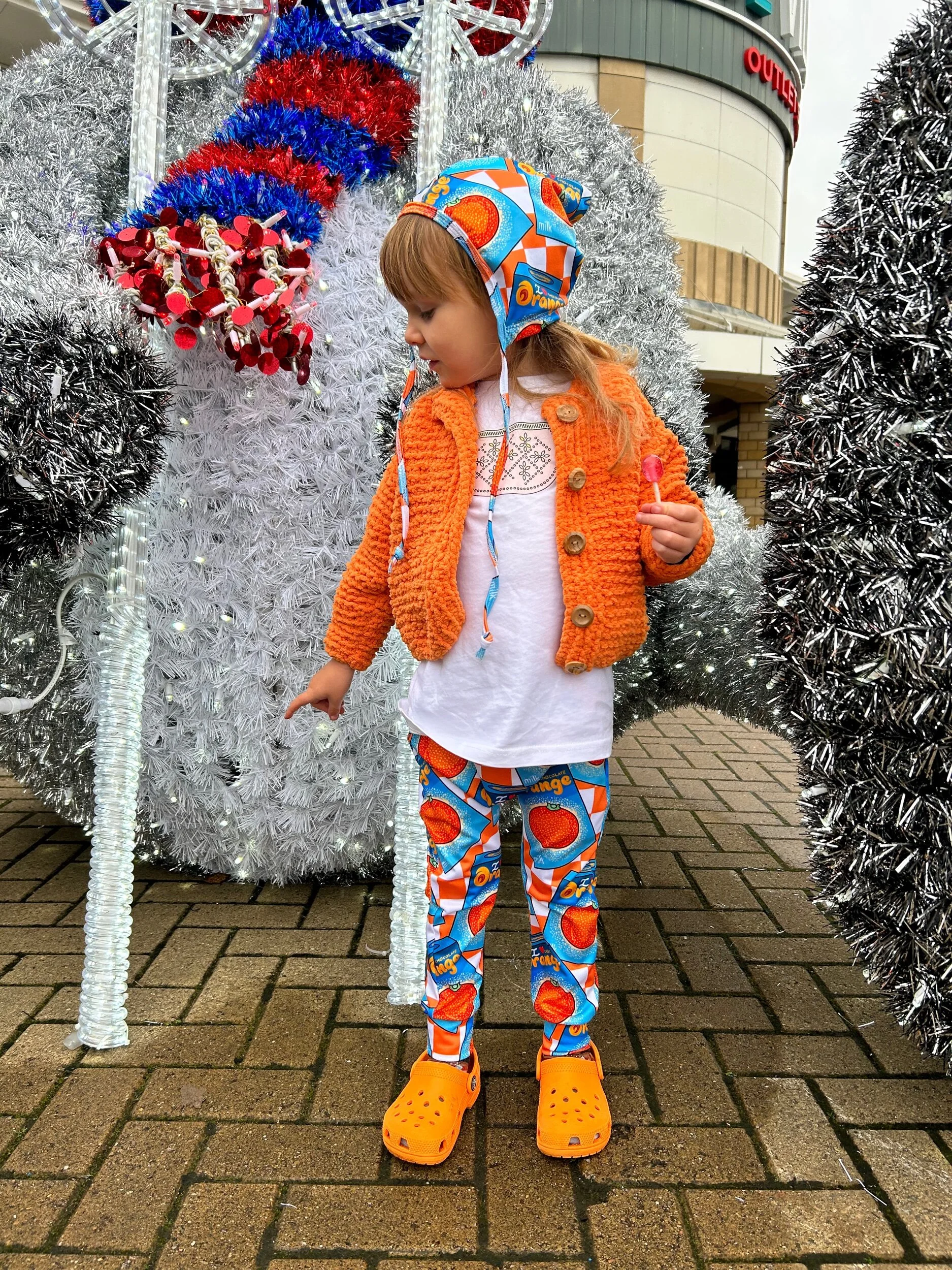 EB7BC755-2082-4597-A04B-9A7B89FE6C7B