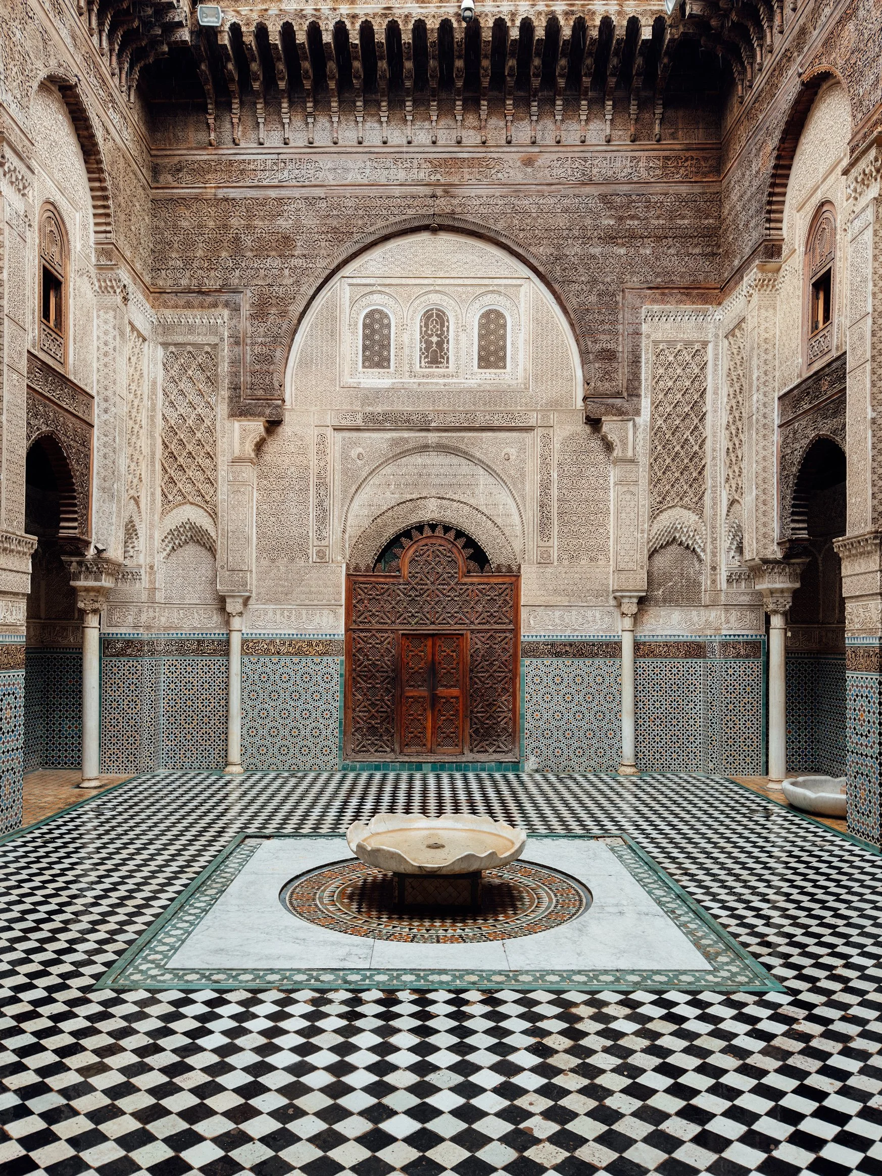 FES_street photography_oldest university.jpg