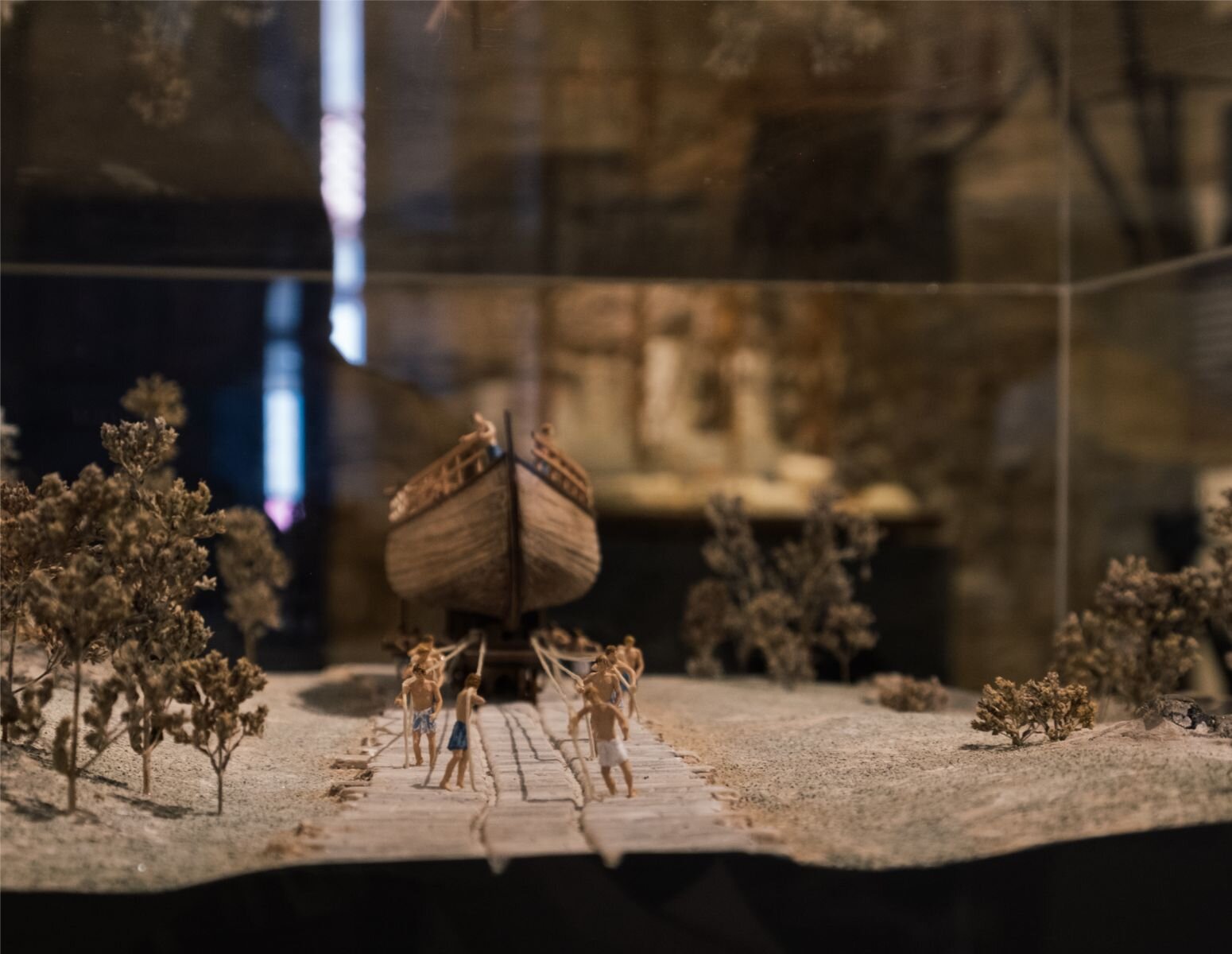 Κάθε Κυριακή, όλον τον Ιούλιο, κοντά σας με δυο ξεναγήσεις