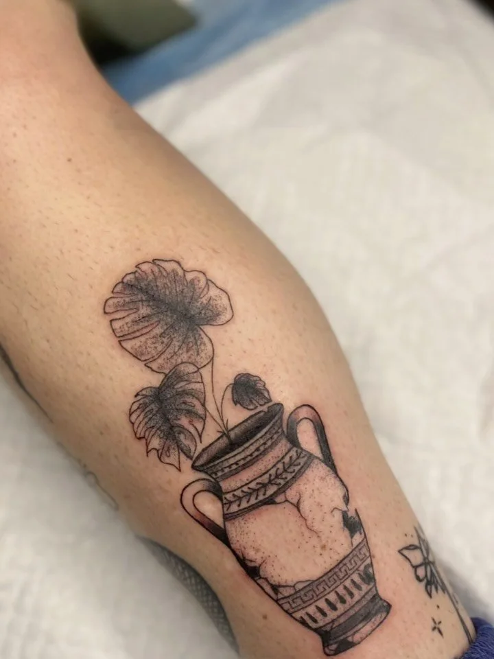 Back in perth and ready to do some tattoos for you all ✨😇 @williampjkitely