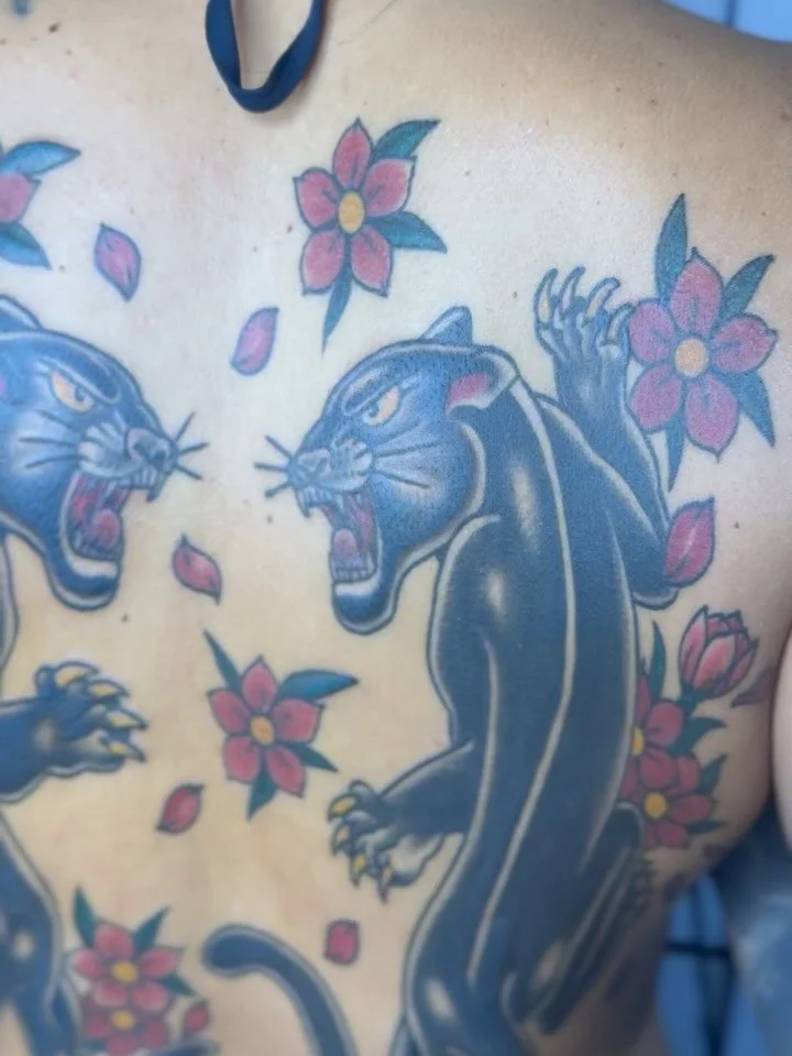 Finished up @thetattshop - Swipe for Time coming up this week and through out April 😊🐲

Send me a message or contact the shop @thetattshop 
All other Links in my bio! 😇