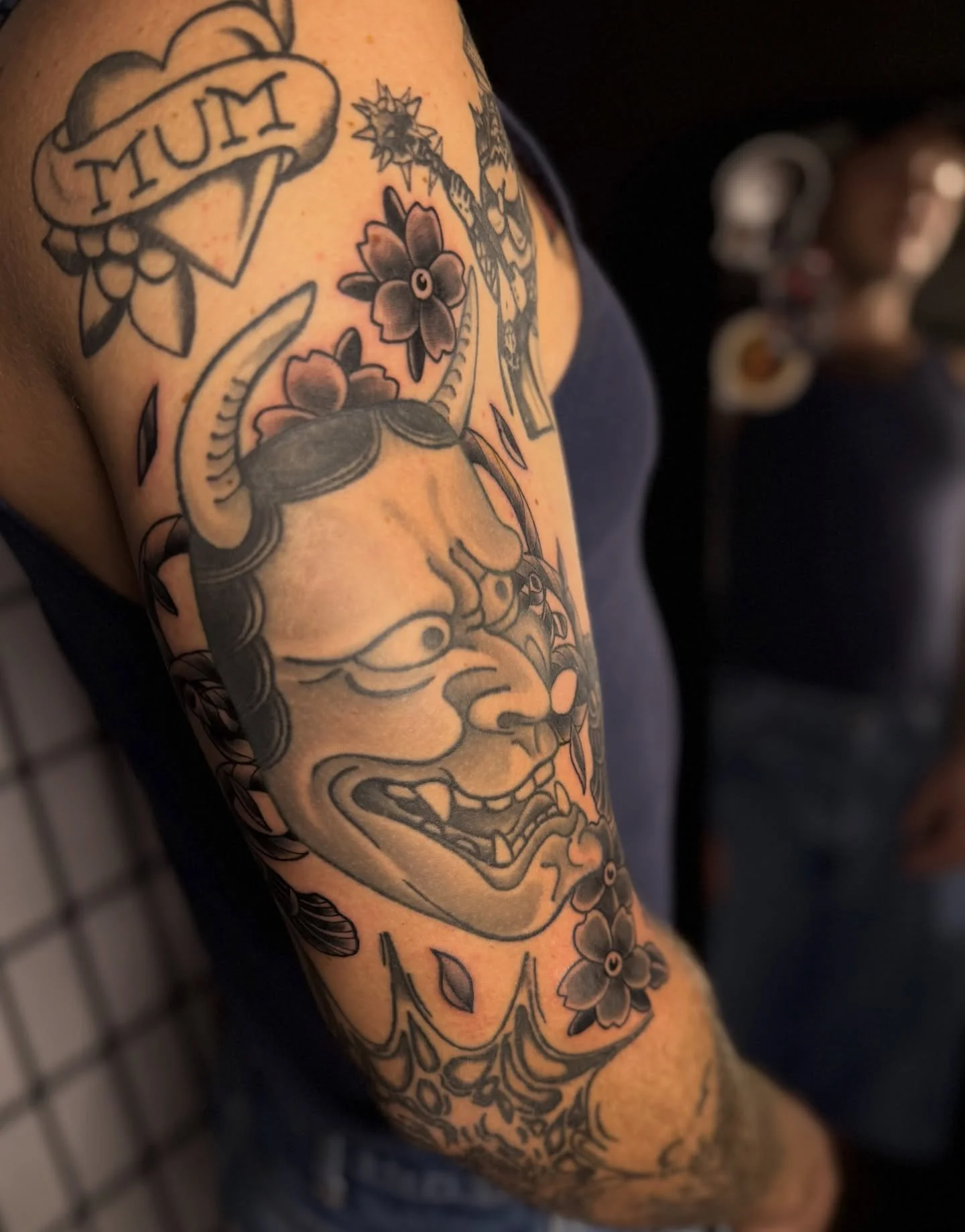 Feeling stuck with those awkward gaps send me a message!... Add on to this existing Hanya I made for Adam 3 years ago.. trying to fill out the gaps that have been created by Adams patchwork sleeve! 🧧⛩️@thetattshop 

The Hanya is 3 years healed, cher