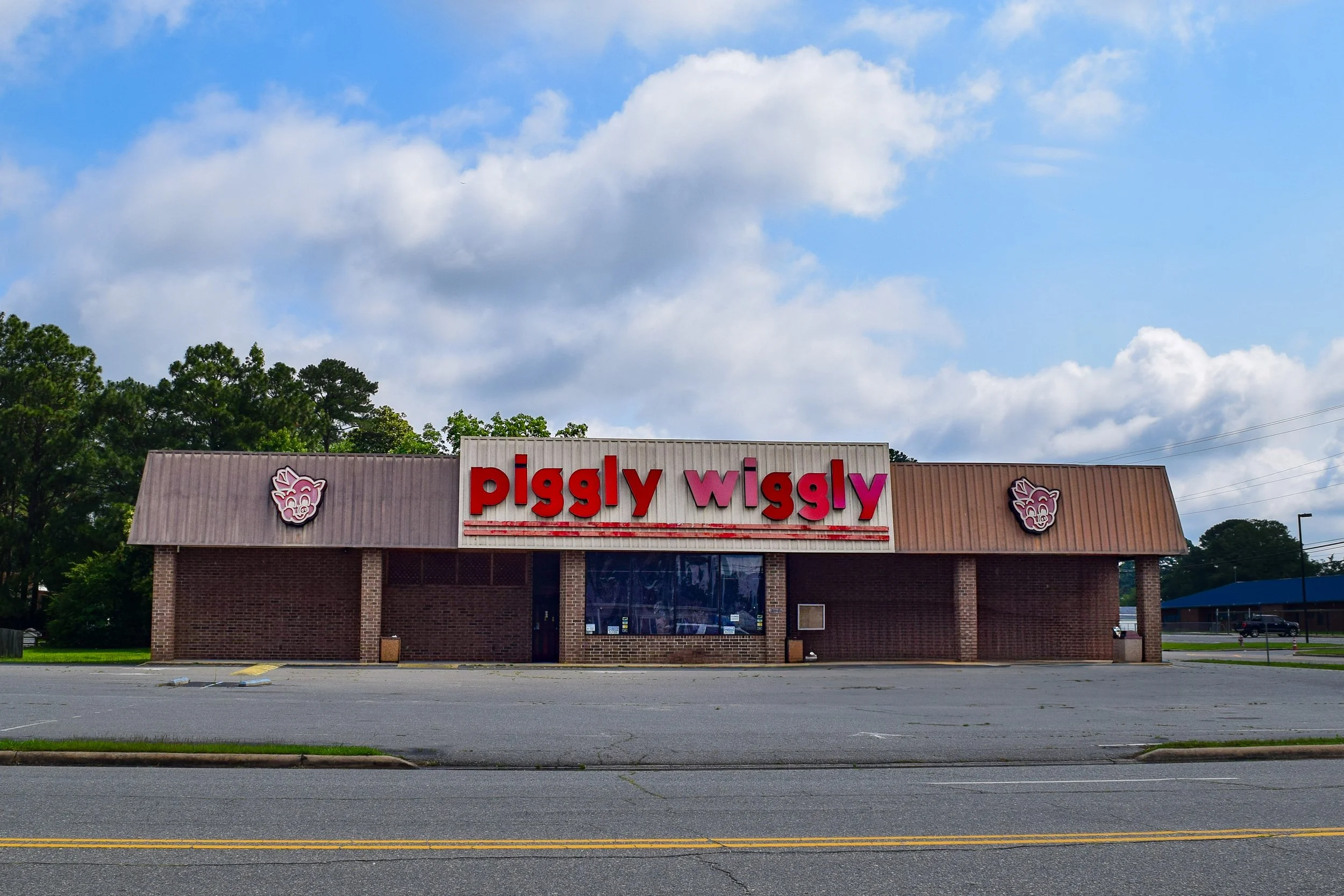 202 DR. DONNIE H. JONES JR. BLVD