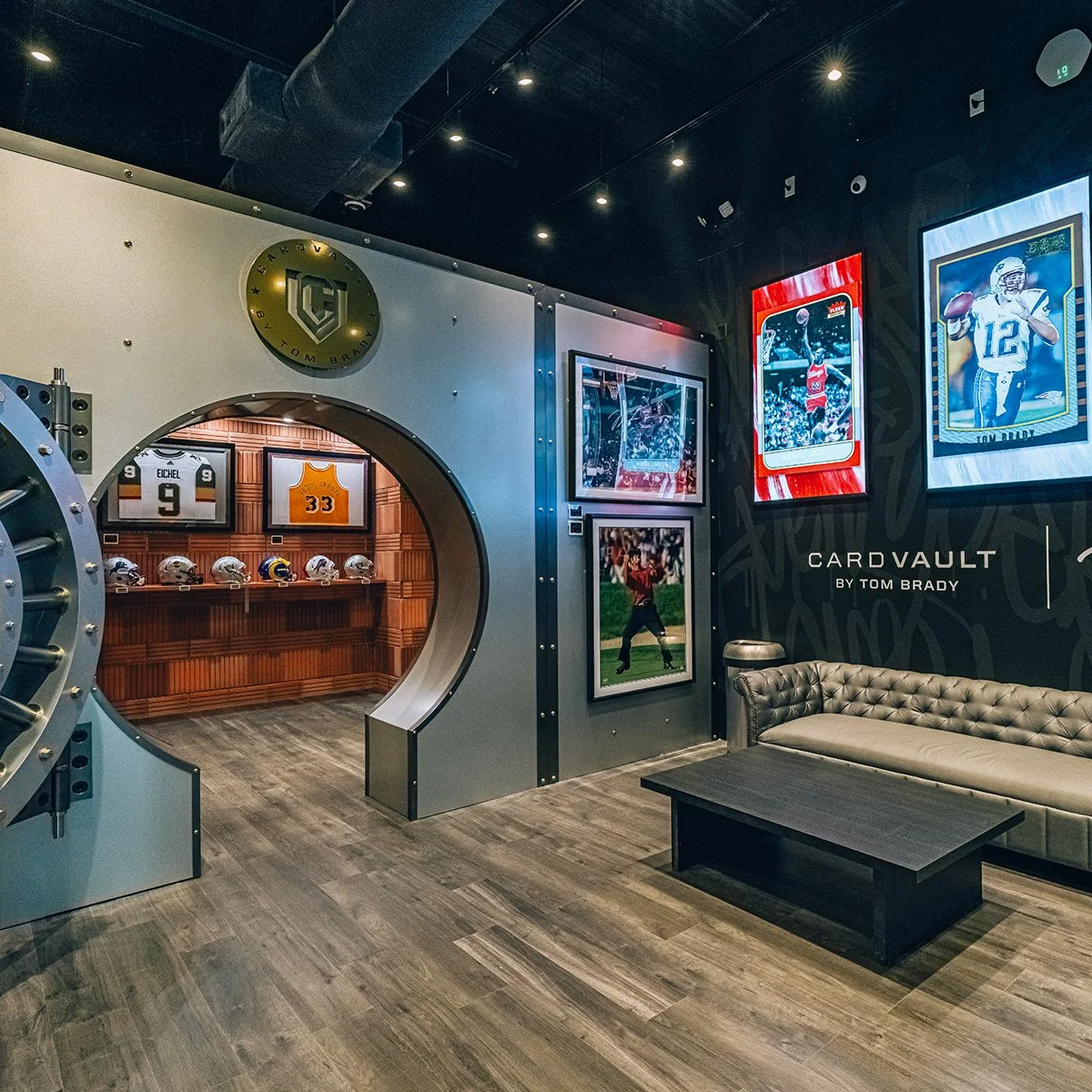 scott_heigelmann_cardvault_tom_brady_3.jpg