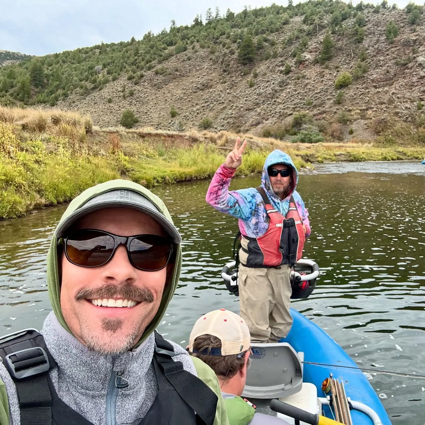 Couple of weeks ago a got the chance to take in the beautiful scenery of the Colorado river with some fabulous fellas. The best part was that there was not cell reception for 4 days!! We had a bear in the 🏕️ snuffling around. Saw some dinosaur foot 