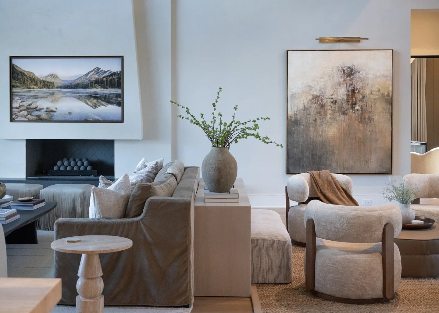 Perfect spot for this beauty... 72 x 60&rdquo; @grishamhomebuilders @deltaterri