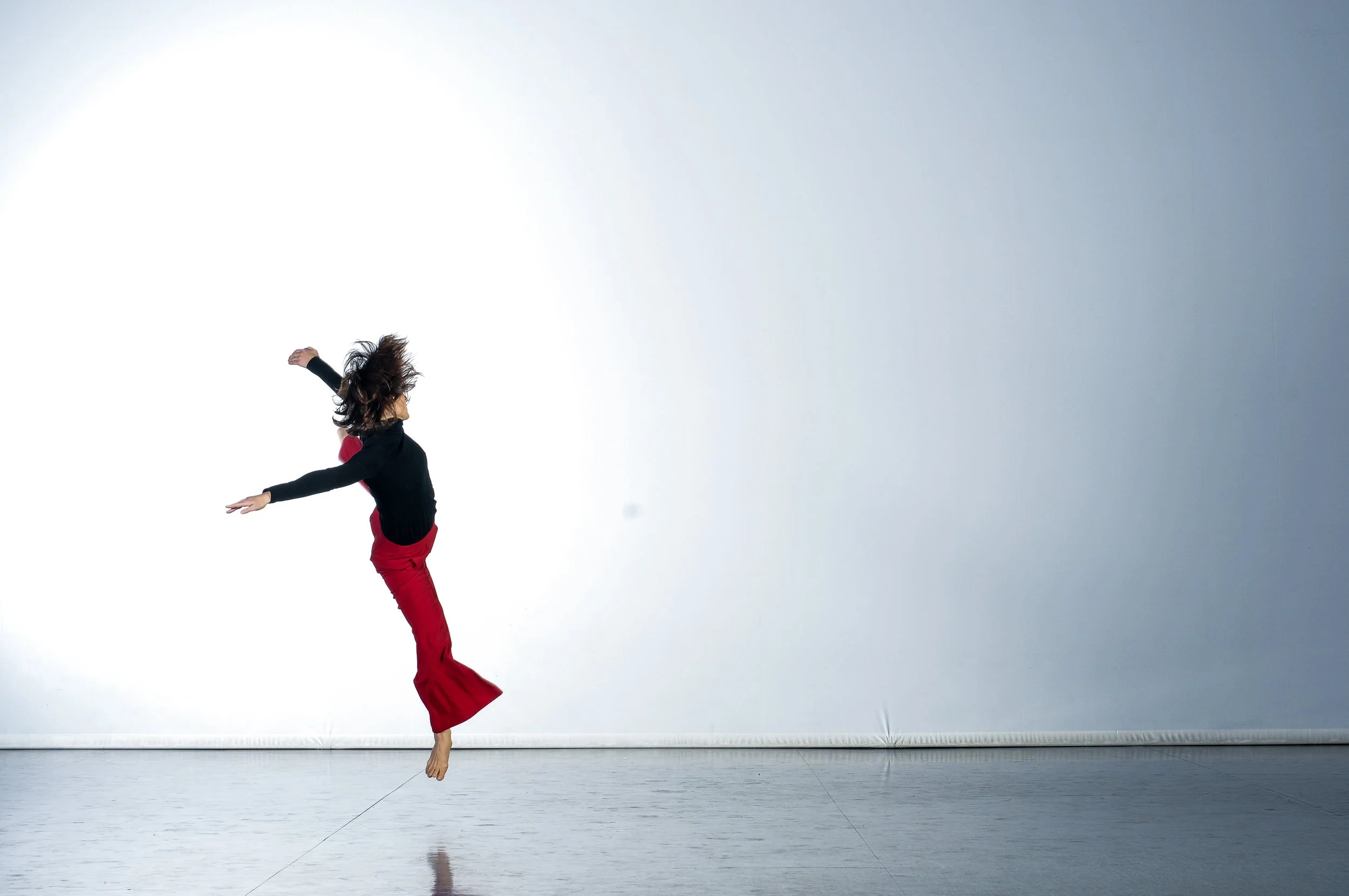 Betsy Miller Dance Projects: "american / woman"