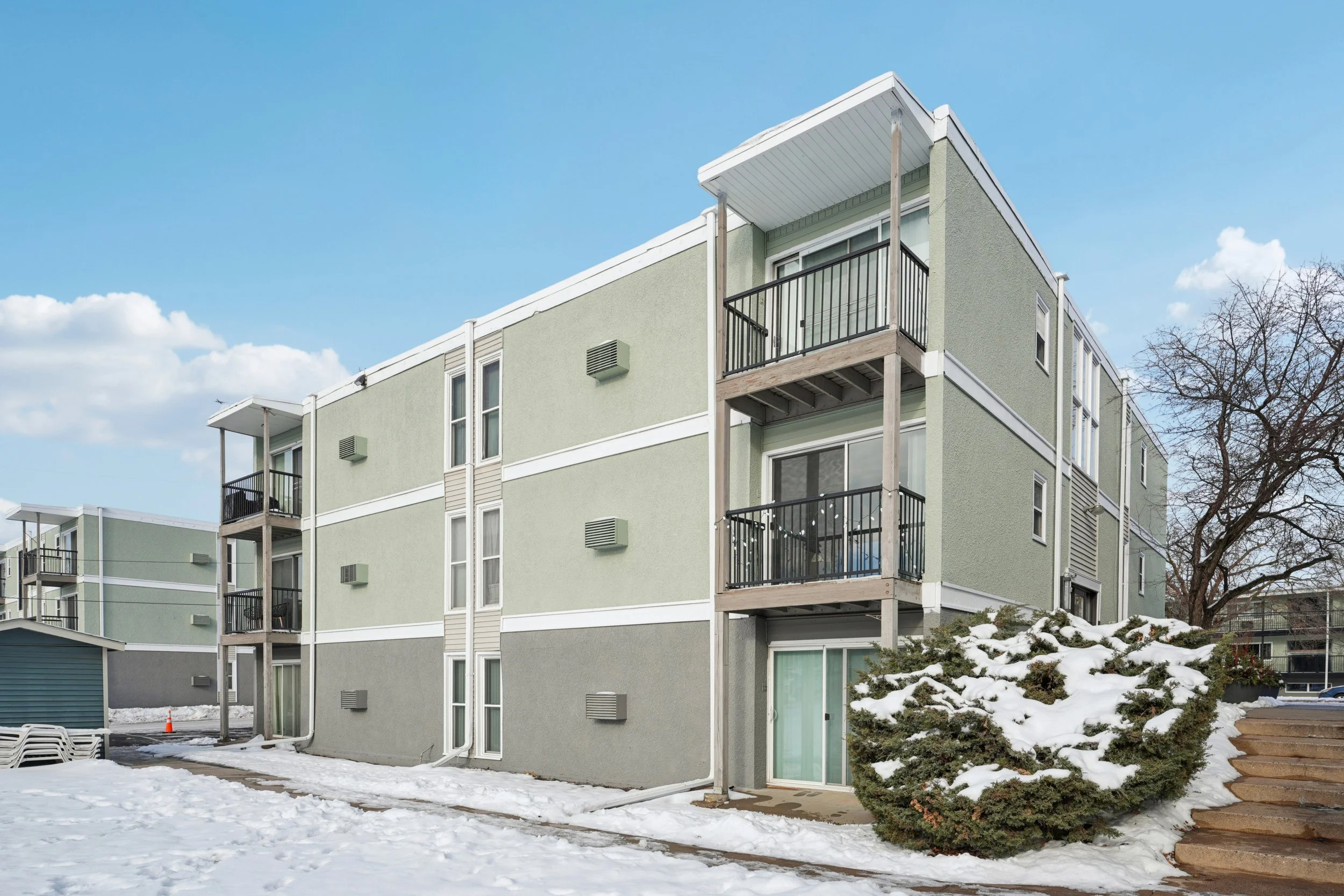 21-print-4531 W 36th 1_2 St Unit 20-S0801-021.jpg