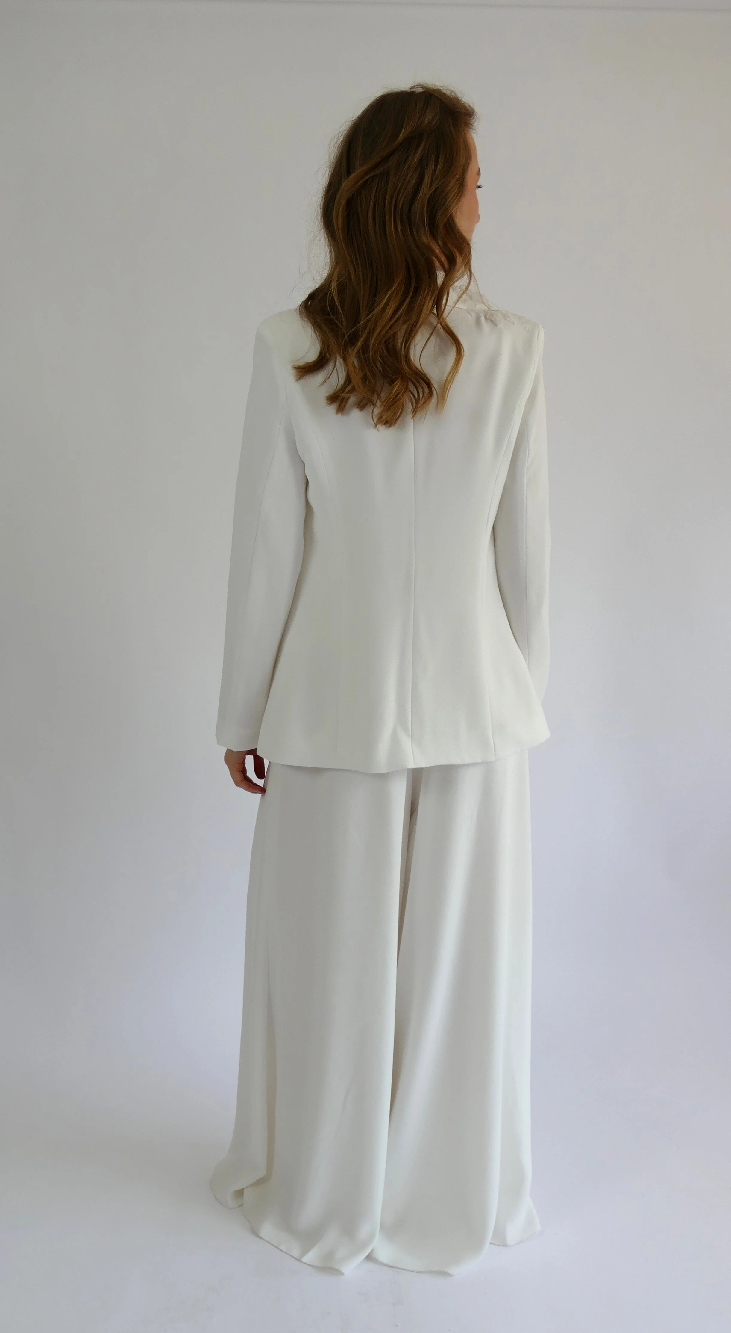 Brautensemble hinten.JPG