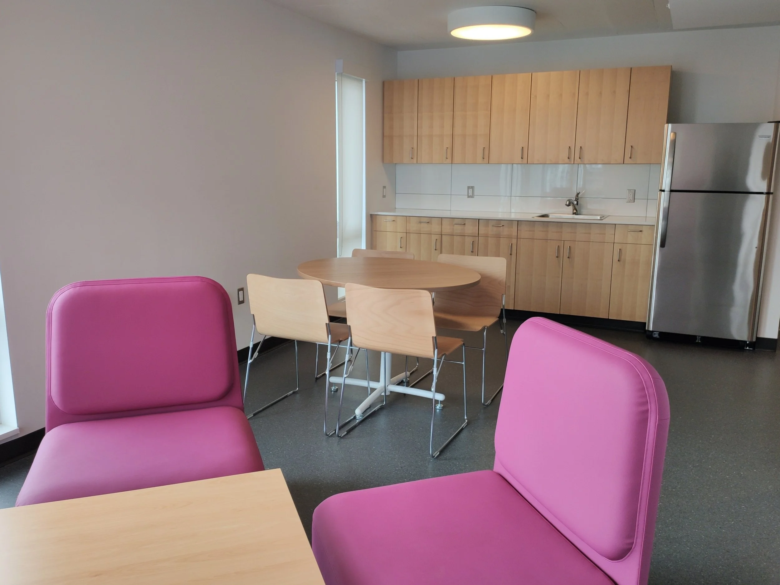 DCC 4 Bd Kitchenette 003.jpg