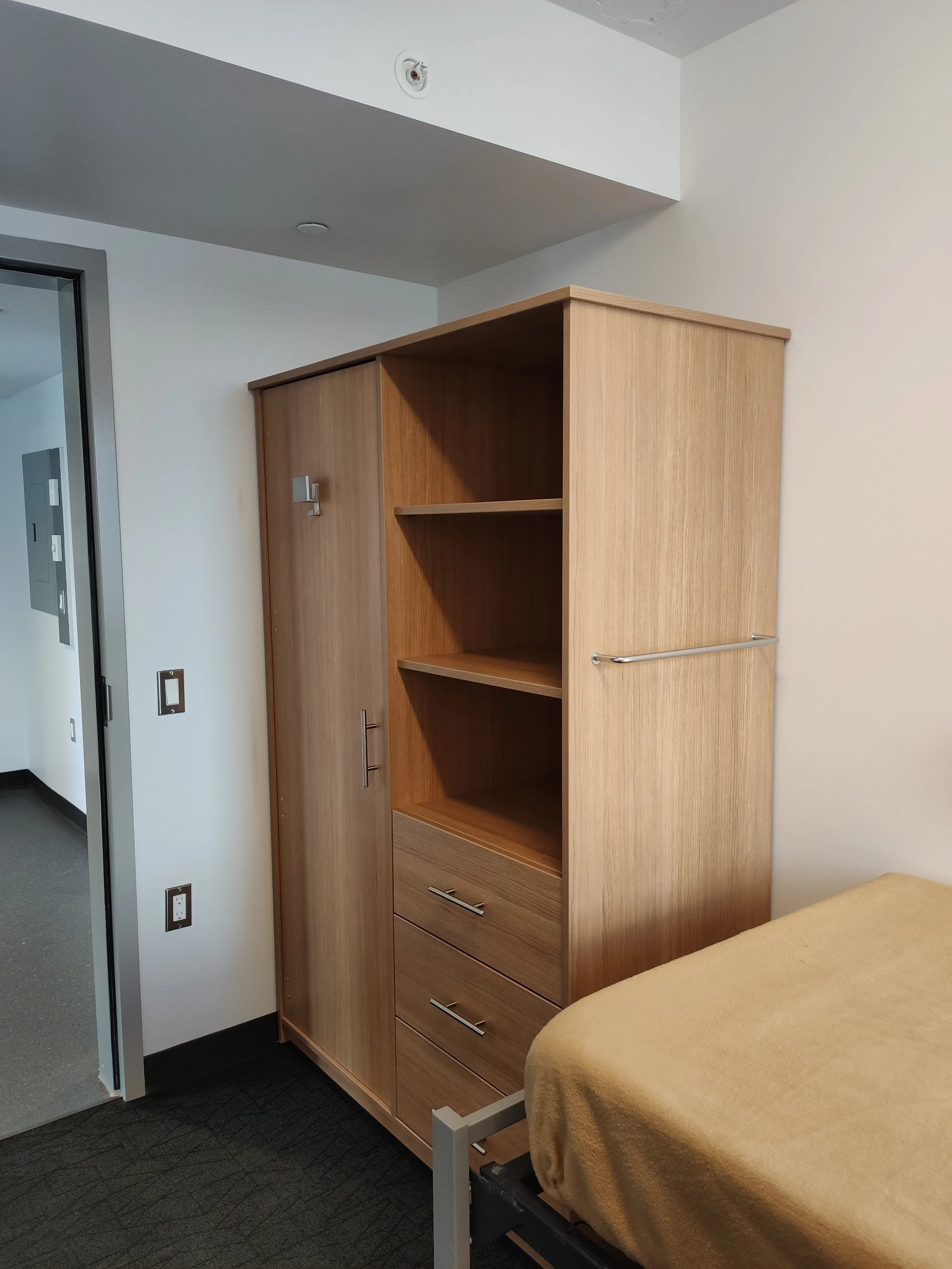 DCC 4 Bd Room 003.jpg