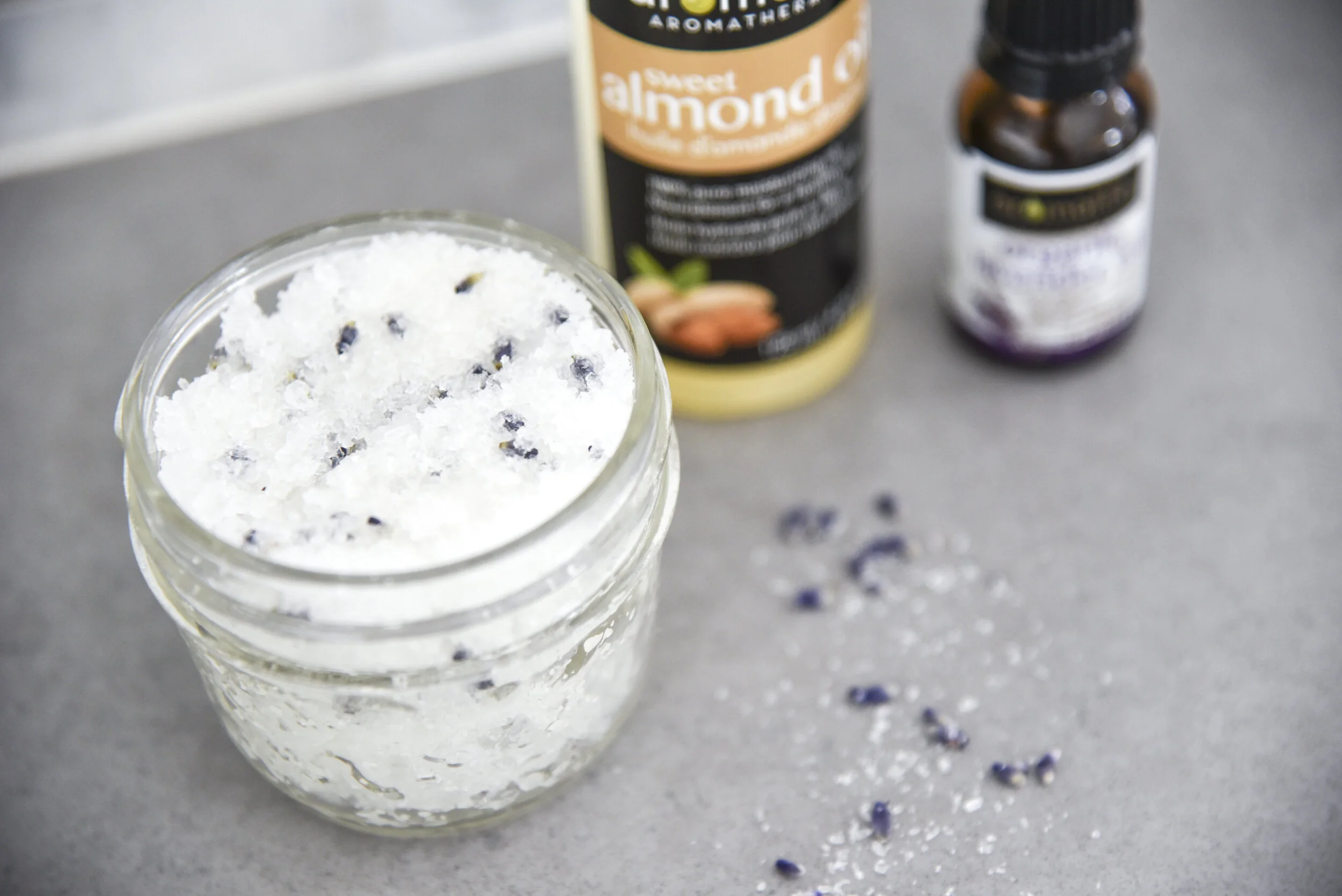 Homemade DIY Lavender Salt Scrub!