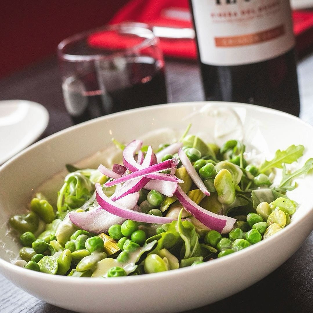 It&rsquo;s a fine spring day for a Spring Green Salad. Open at noon for lunch in Wellesley!⁠
⁠
Arugula, asparagus, fava beans, sweet pea, roasted garlic whipped ricotta, red onion, Dijon vinaigrette, feta