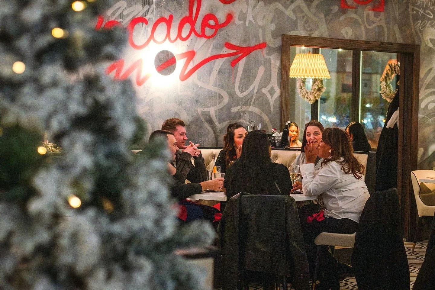 This right here. This is what the season's all about. A big table filled with all your favorite people. We're here for it.