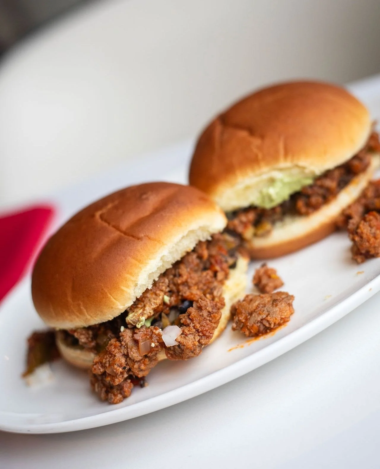 Sloppy Joes&hellip; but make &rsquo;em lamb. 🇬🇷⁠
⁠
Our GREEK LAMB SLOPPY JOE SLIDERS bring the mess in the best way&mdash;savory ground lamb, oregano, and tomato, stacked with herb whipped feta, diced onion, and olive relish.⁠
⁠
Available this mont