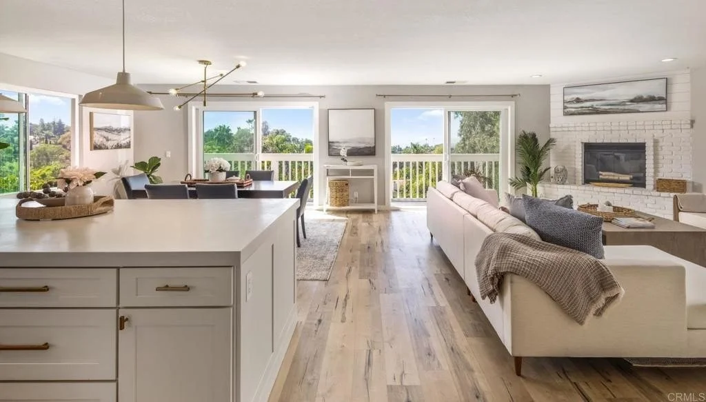 Fruitlandlivingspace1.jpg