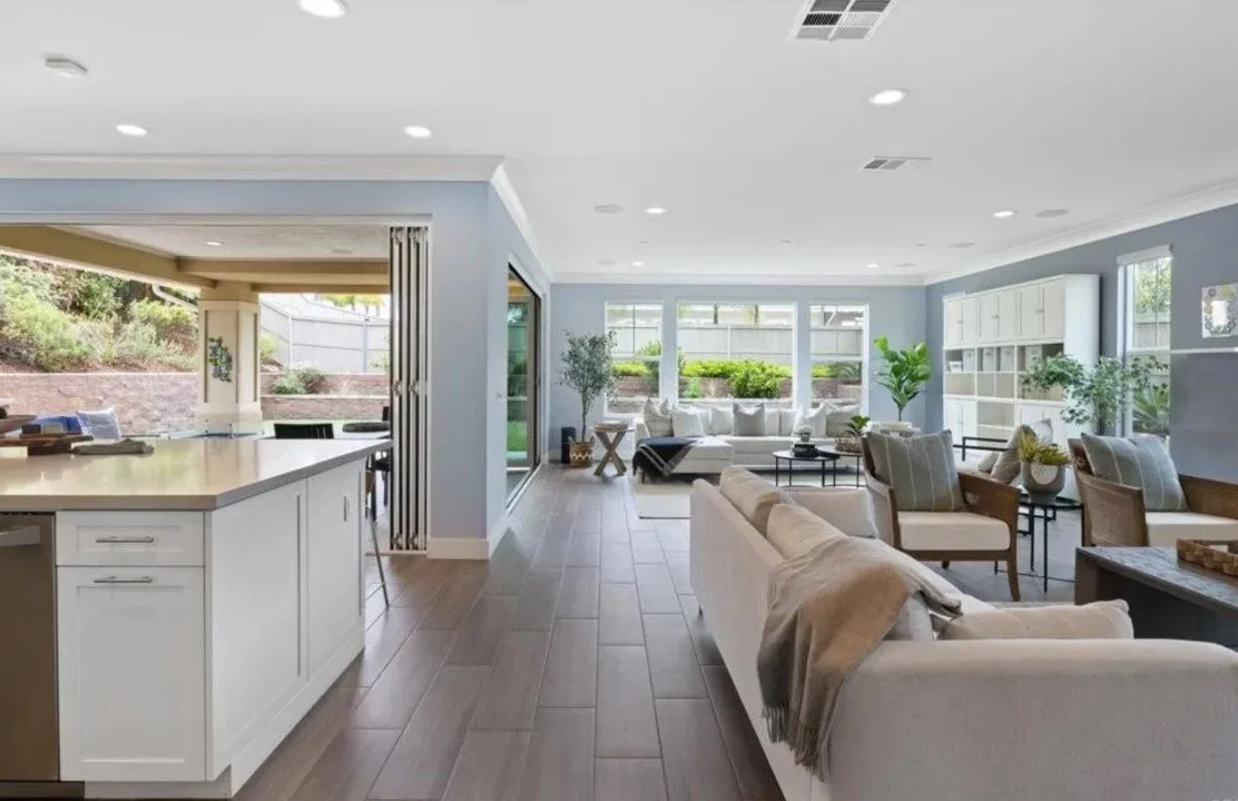 2887 Crest Drive main living space.jpg