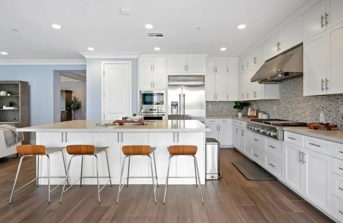 2887 Crest Drive Kitchen 1.jpg