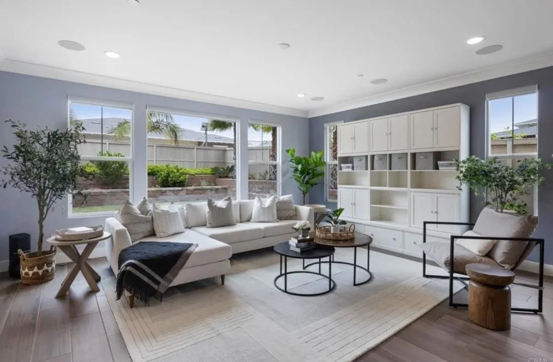 2887 Crest Drive Family Lounge 1.jpg