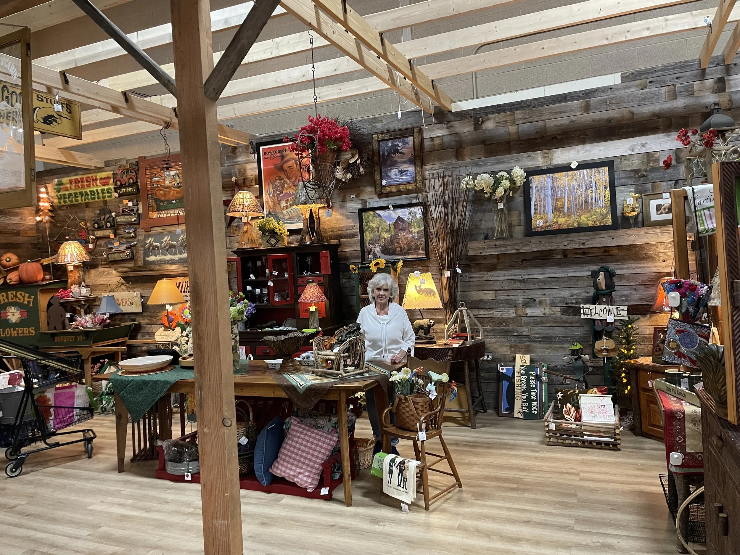 Antique Gallery & Root Beer Bar in Littleton CO Old Crows Antiques Mall